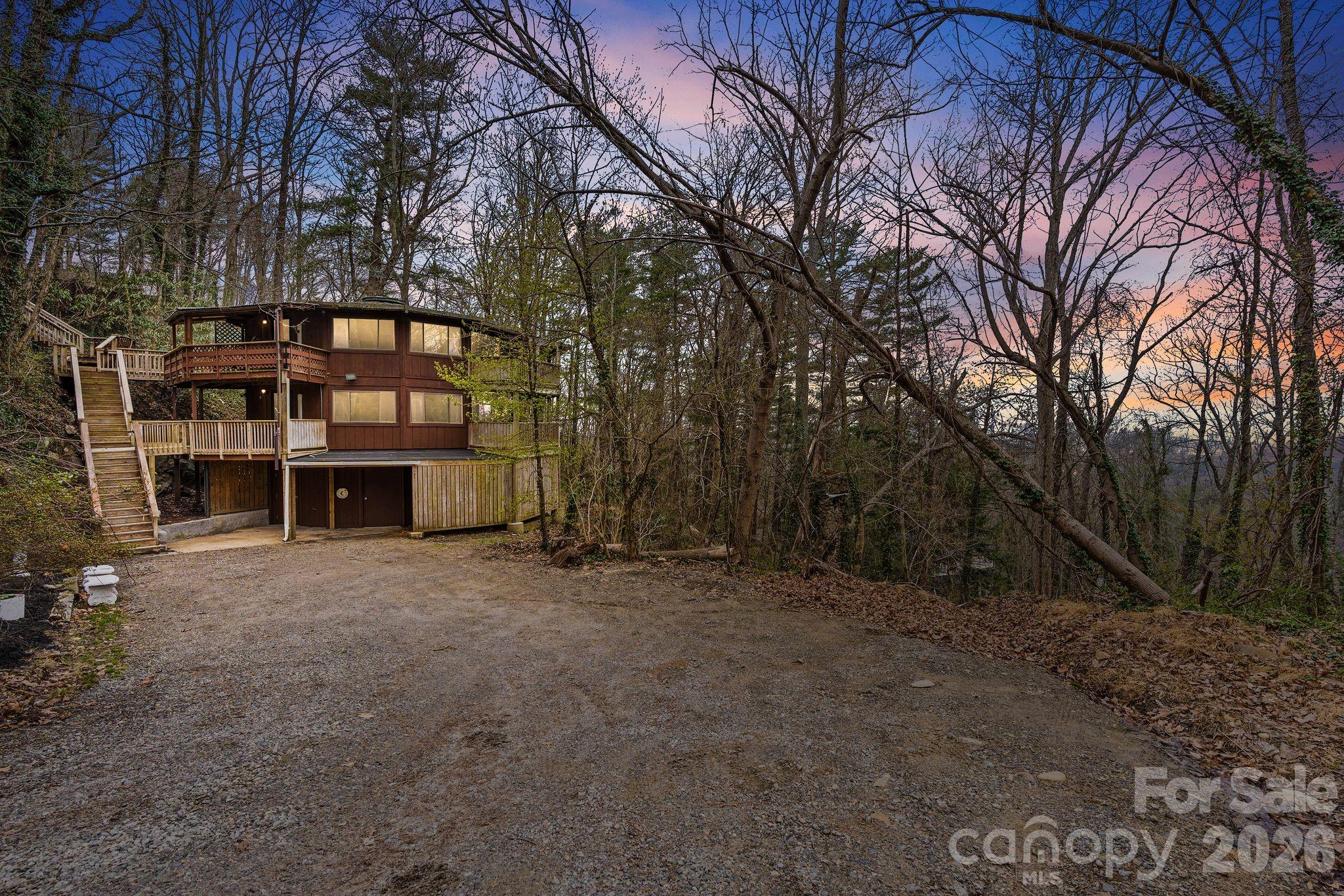 355 Sunset Drive, Asheville, NC. property listing photo