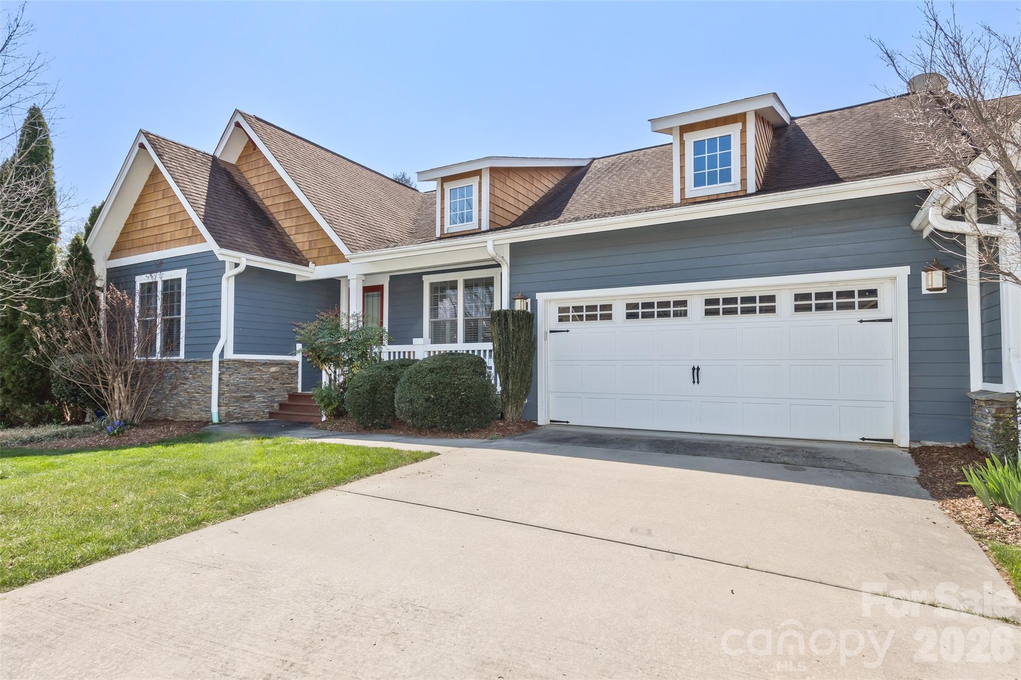37 Creekside View Drive, Asheville, NC. property listing photo