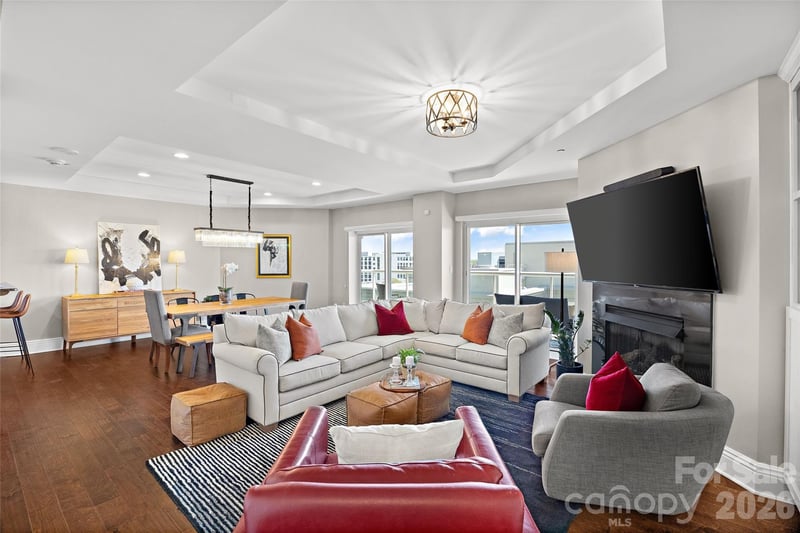 520 E Martin Luther King Jr Boulevard Apt 1103, Charlotte, NC - 2 beds, 2.5 baths, 1,701 sqft - $625,000