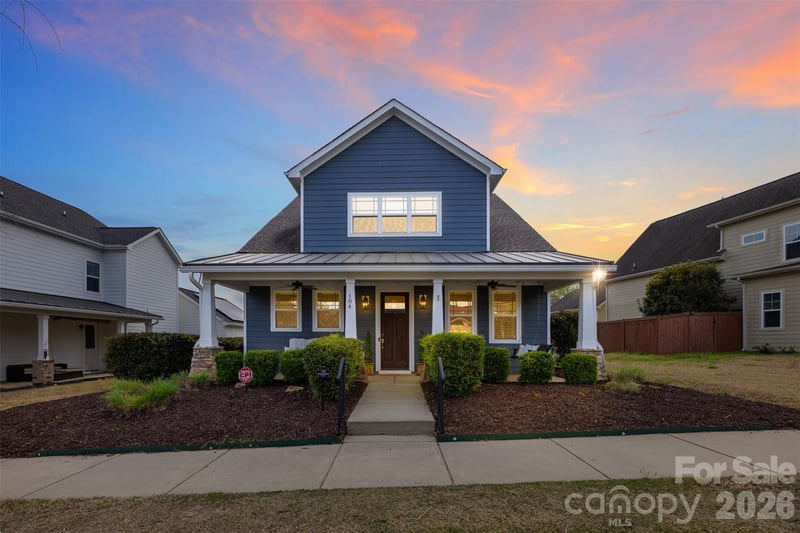 104 Meyers Ridge, Cramerton, NC - 3 beds, 3 baths, 2,420 sqft - $449,000