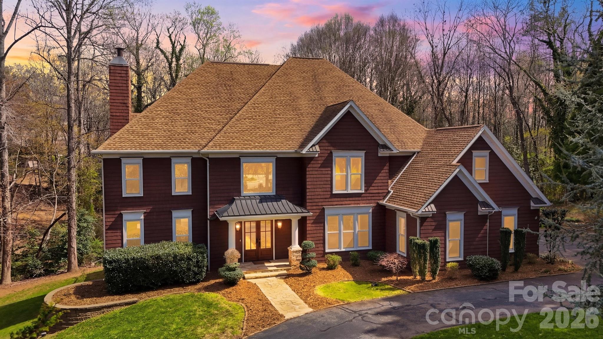 3916 2nd Street Drive NW, Hickory, NC. property listing photo