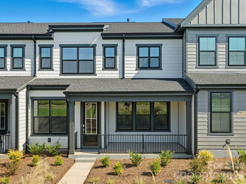 121 Armstrong, Belmont, NC - 3 beds, 3 baths, 1,982 sqft - $379,900
