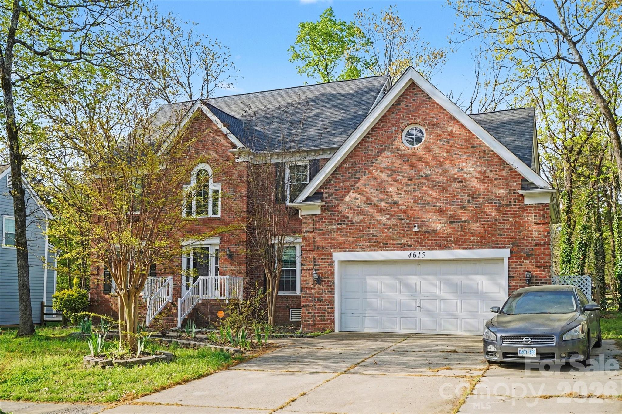 4615 Crownvista Drive, Charlotte, NC. property listing photo