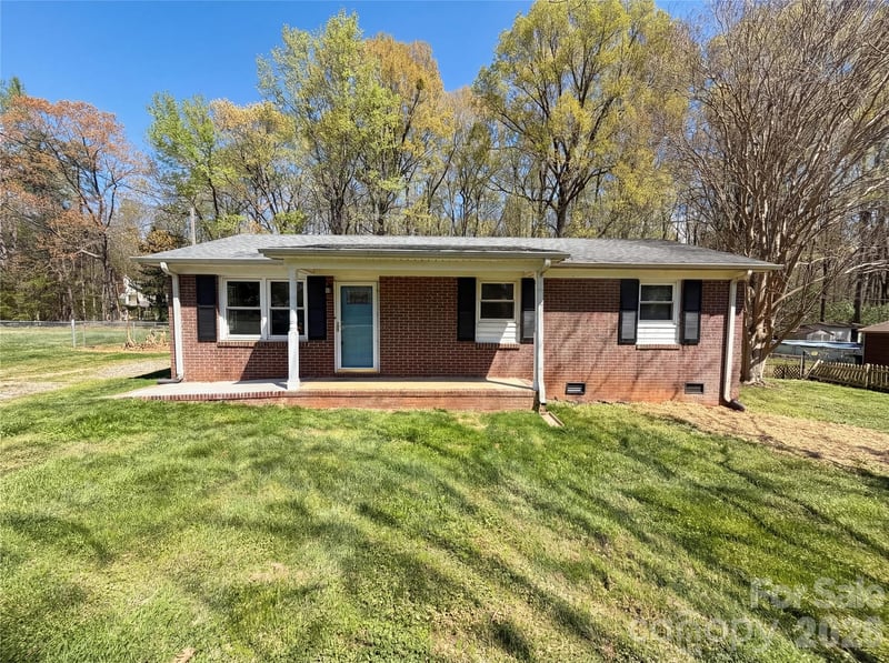 4402 Ginger, Gastonia, NC - 3 beds, 2 baths, 992 sqft - $230,000