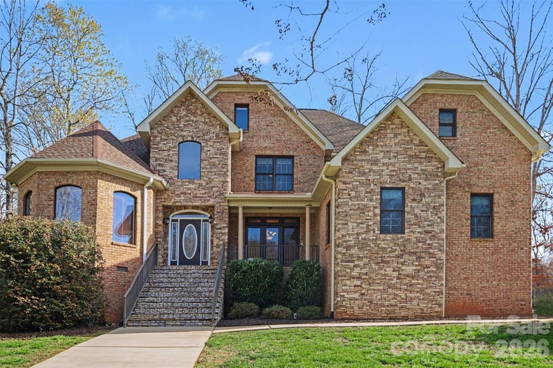 402 Rugby Road, Salisbury, NC - 4 beds, 3.5 baths, 3,494 sqft - $599,900