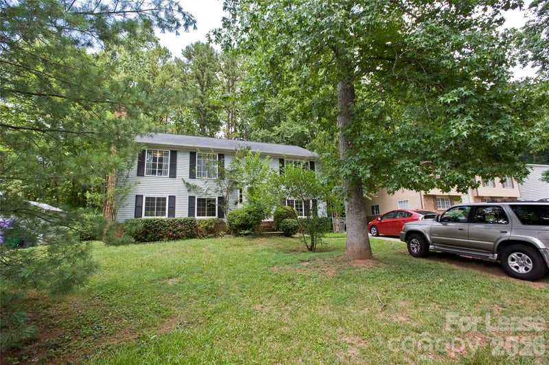 1635 Van Dyke Drive, Charlotte, NC - 5 beds, 3 baths, 1,950 sqft - $2,800