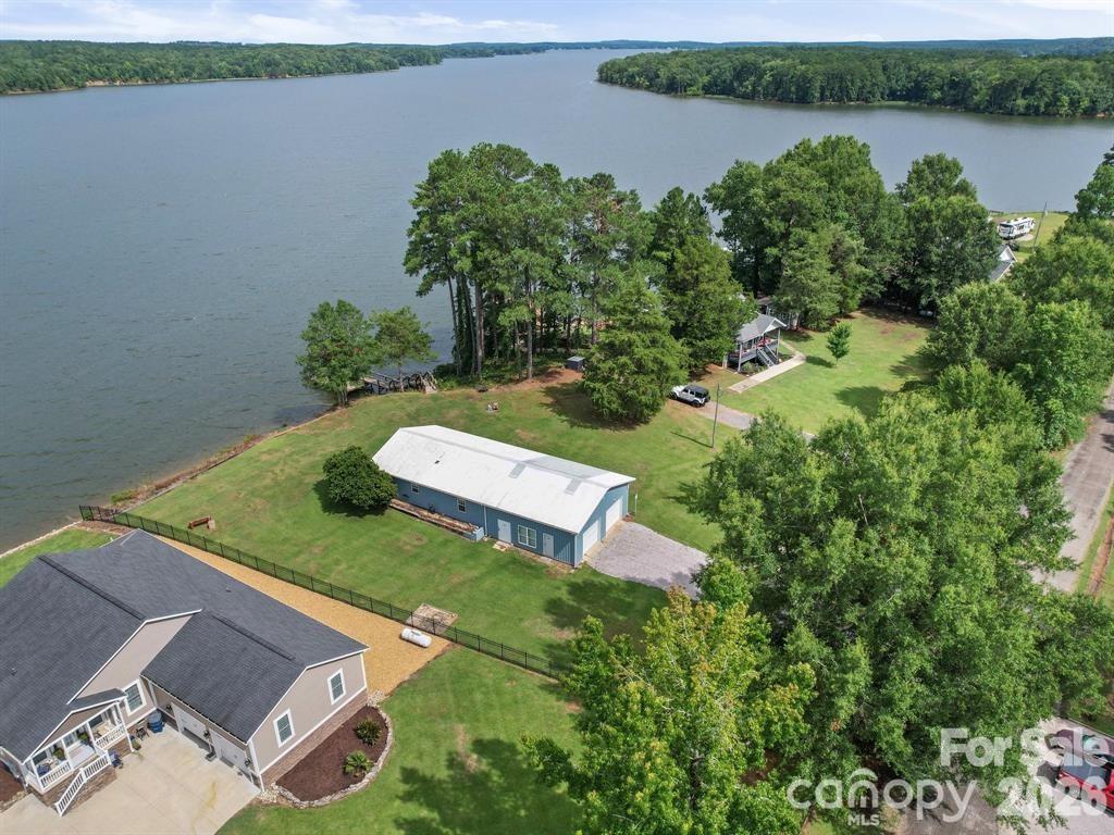 275 S Waters Edge Drive, Winnsboro, SC. property listing photo