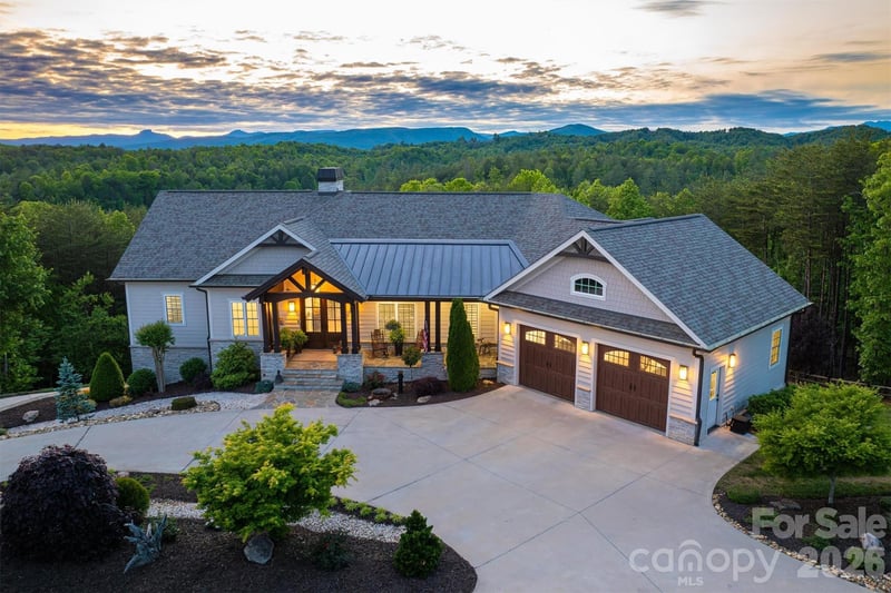 1506 High Valley Way, Lenoir, NC - 3 beds, 3.5 baths, 4,580 sqft - $1,999,999