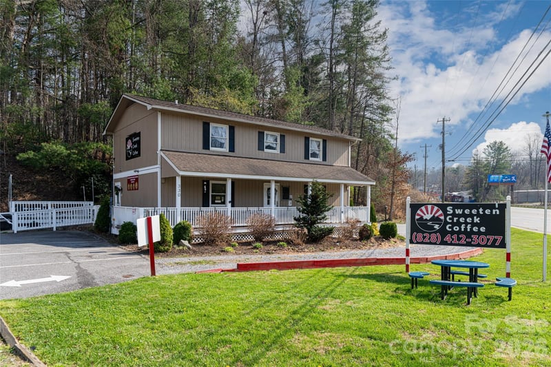 330 Sweeten Creek Road, Asheville, NC - 3 baths - $750,000