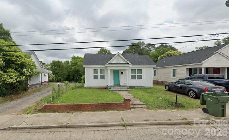 105 N Market Street, Lancaster, SC - 3 beds, 2 baths, 950 sqft - $195,000