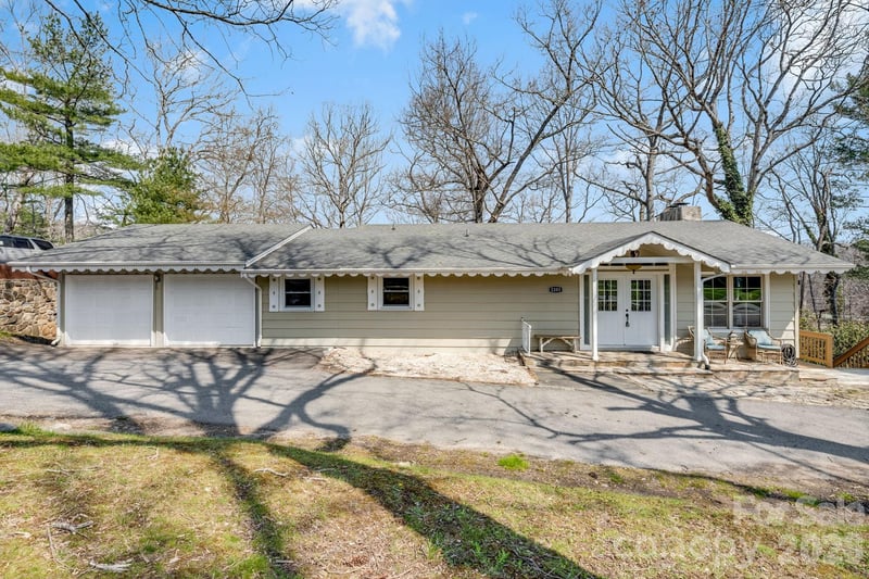 2203 Swiss Pine Lake Drive, Spruce Pine, NC - 3 beds, 2 baths, 1,737 sqft - $399,000