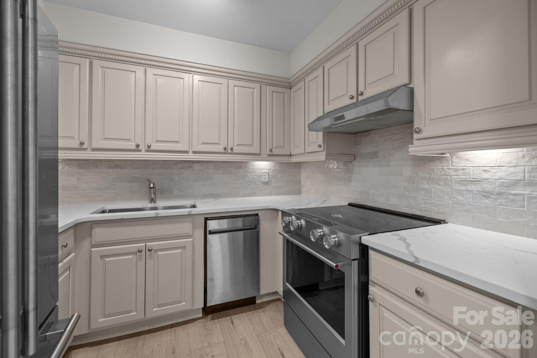 2503 Roswell Avenue Apt 207, Charlotte, NC. property listing photo