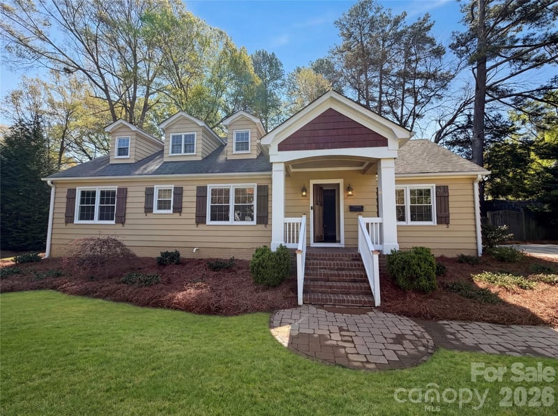 4467 Woodlark, Charlotte, NC - 5 beds, 4 baths, 3,016 sqft - $936,000