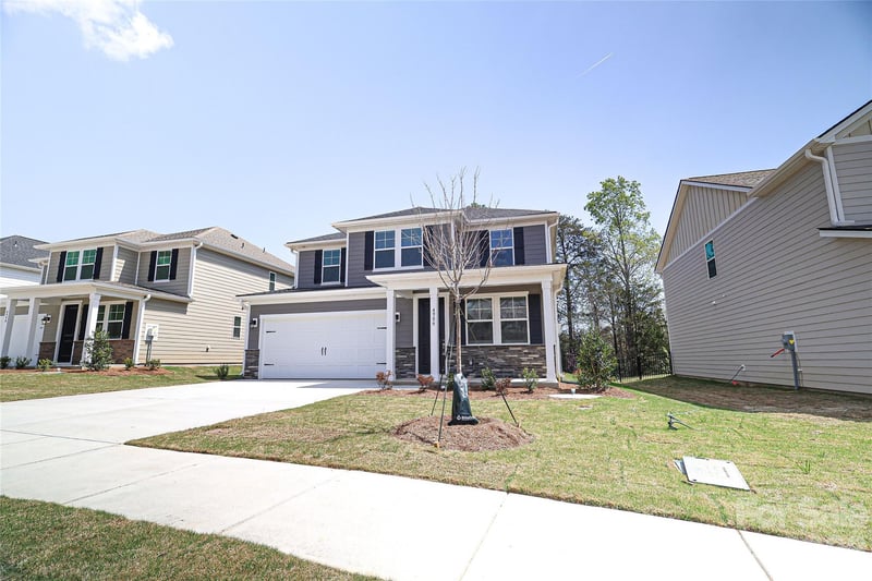 4986 Twin River, Denver, NC - 4 beds, 3 baths, 2,293 sqft - $449,900