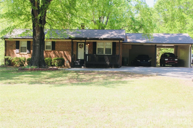 1481 Grace Avenue, Lancaster, SC - 2 beds, 2 baths, 1,185 sqft - $230,500