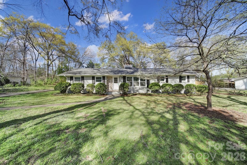 519 Amon, Pineville, NC - 3 beds, 2 baths, 1,622 sqft - $447,999