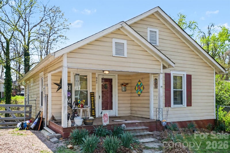 845 Richard, Kannapolis, NC - 2 beds, 1 bath, 896 sqft - $219,900
