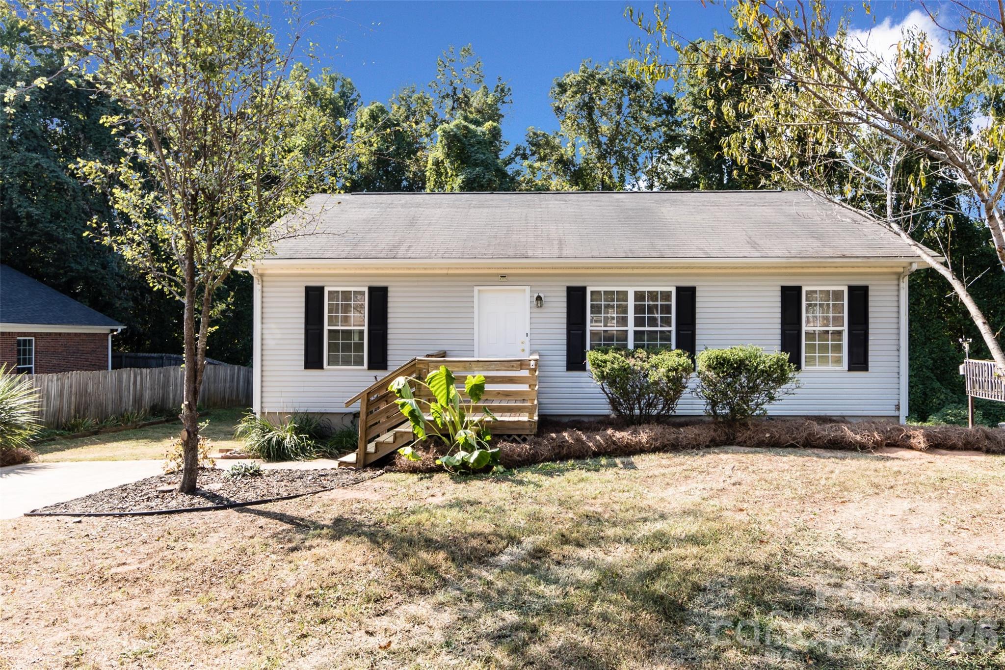 814 King Arthur Drive, Gastonia, NC. property listing photo