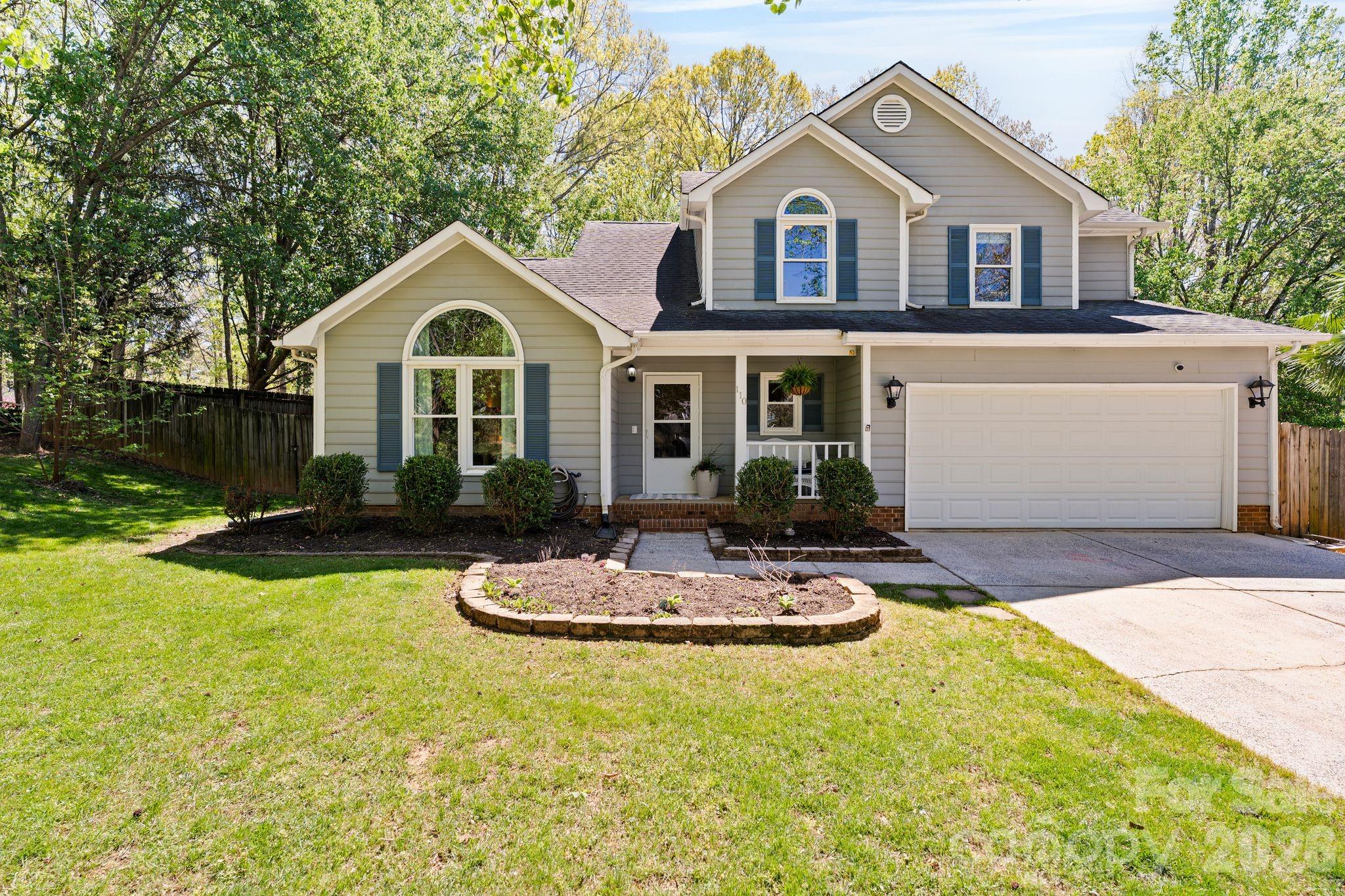 110 Steuben, Huntersville, NC — property listing photo 1