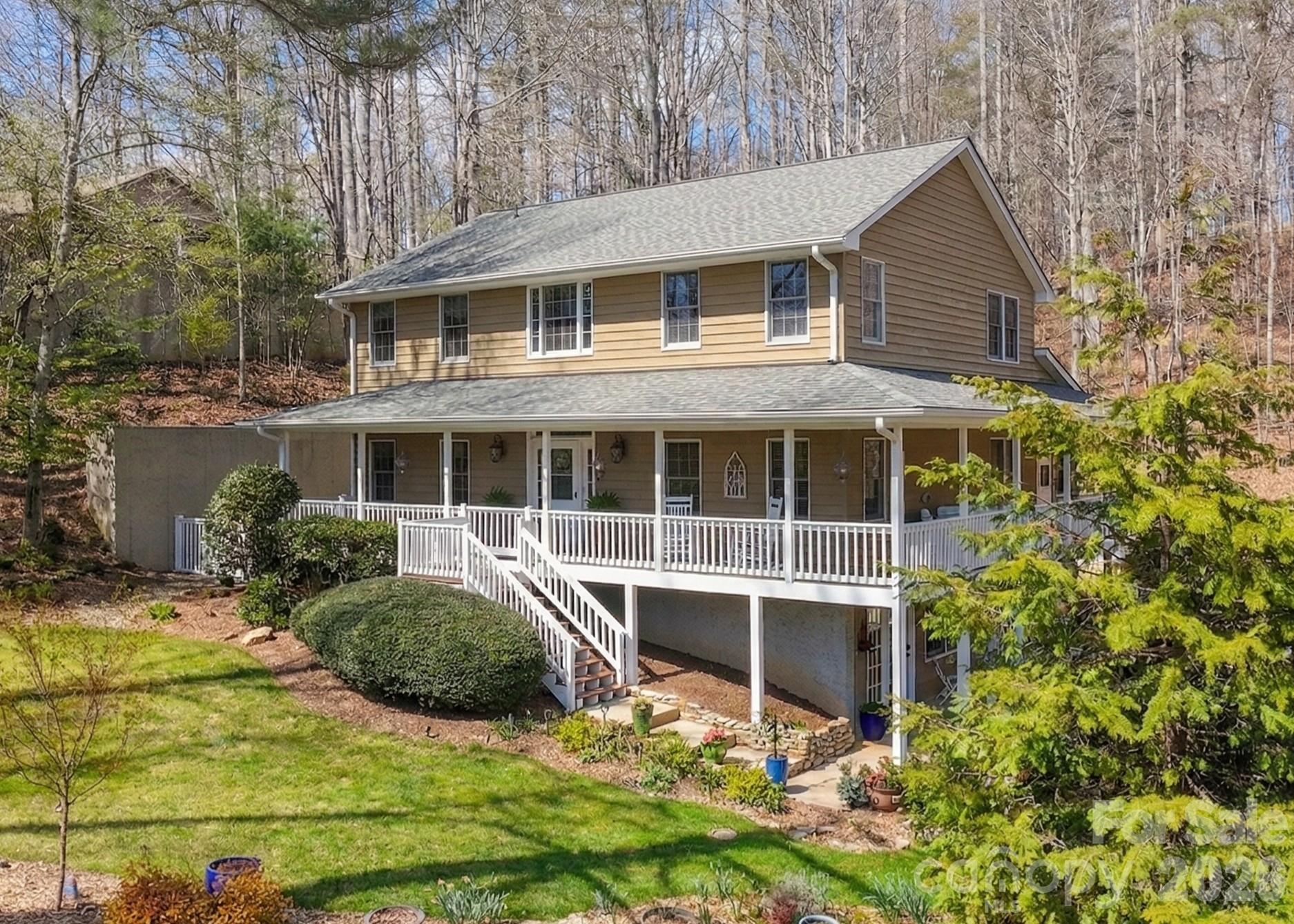 94 Squirrel Trail, Hendersonville, NC. property listing photo