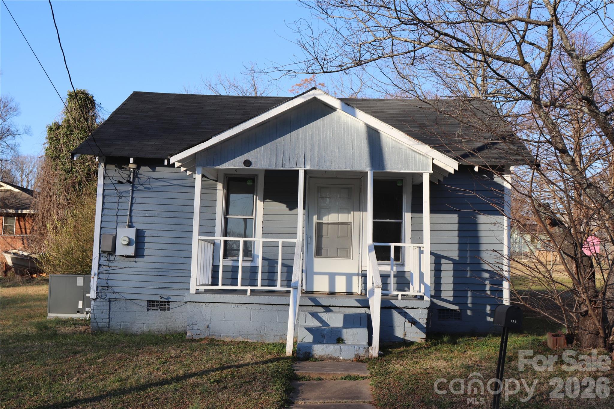 614 Goldsboro Avenue, Statesville, NC. property listing photo