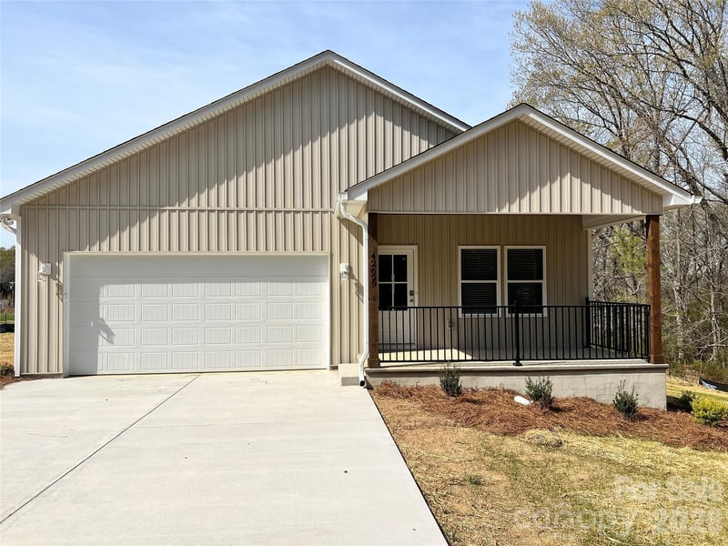 42629 Greenview Drive, Albemarle, NC - 3 beds, 2 baths, 1,640 sqft - $374,900