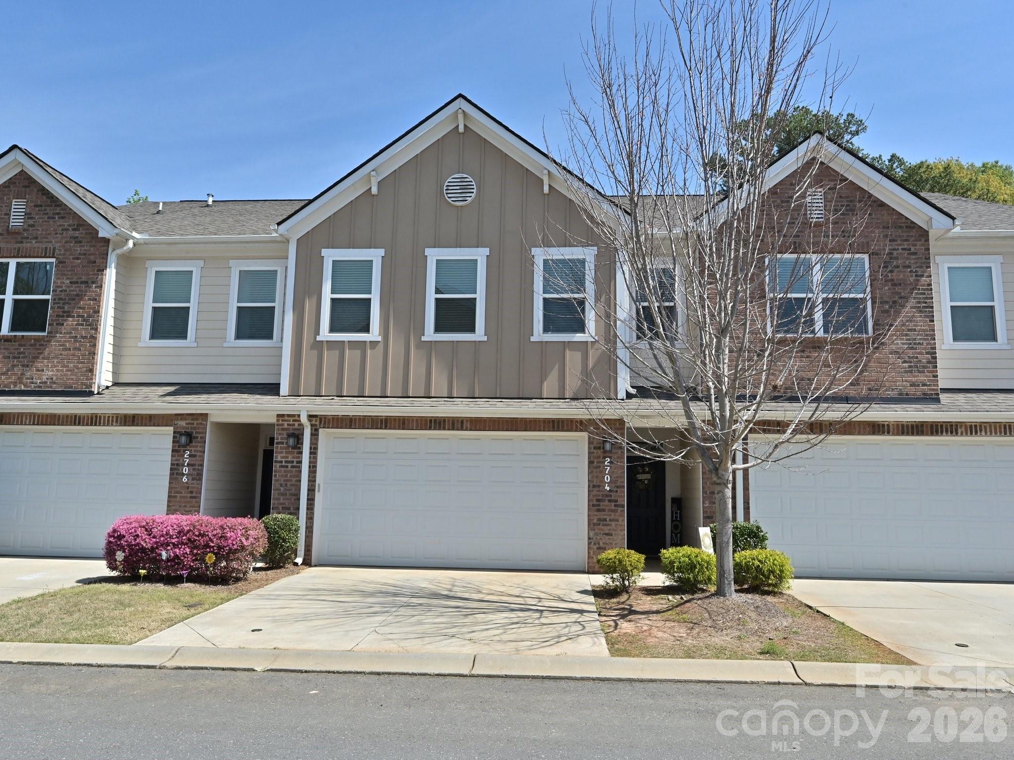 2704 Cregstone Way, Fort Mill, SC. property listing photo