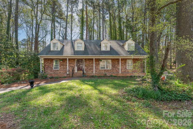 604 Whittington, Statesville, NC - 4 beds, 3 baths, 3,464 sqft - $399,000