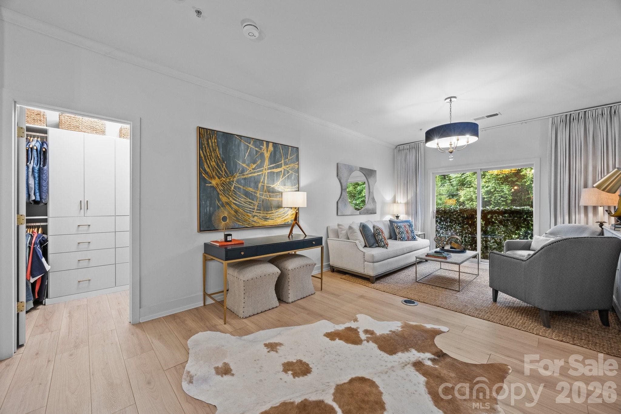 630 Calvert 111, Charlotte, NC — property listing photo 1