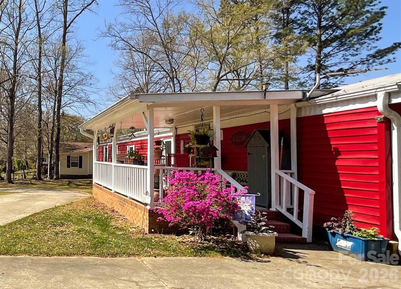 6708 Aerowood Circle, Waxhaw, NC - 4 beds, 4 baths, 2,064 sqft - $299,000
