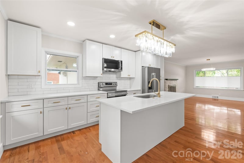 7537 Monroe Road, Charlotte, NC - 4 beds, 2 baths, 2,224 sqft - $489,000