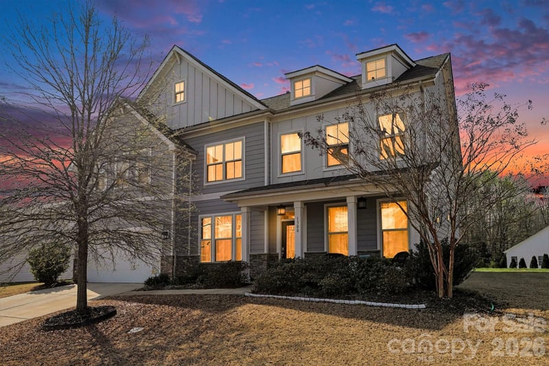 1300 Oakhurst Drive, Waxhaw, NC - 4 beds, 4 baths, 4,034 sqft - $726,000