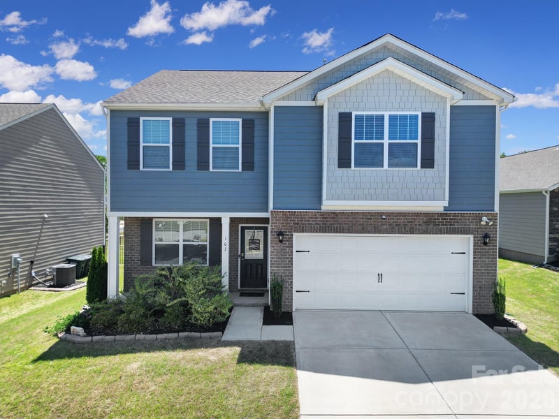 107 Spring Hall Drive, Troutman, NC - 3 beds, 2.5 baths, 2,253 sqft - $379,900