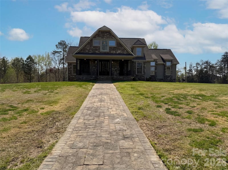 2016 Rocky Stream Road, York, SC - 6 beds, 7.5 baths, 6,255 sqft - $1,000,000