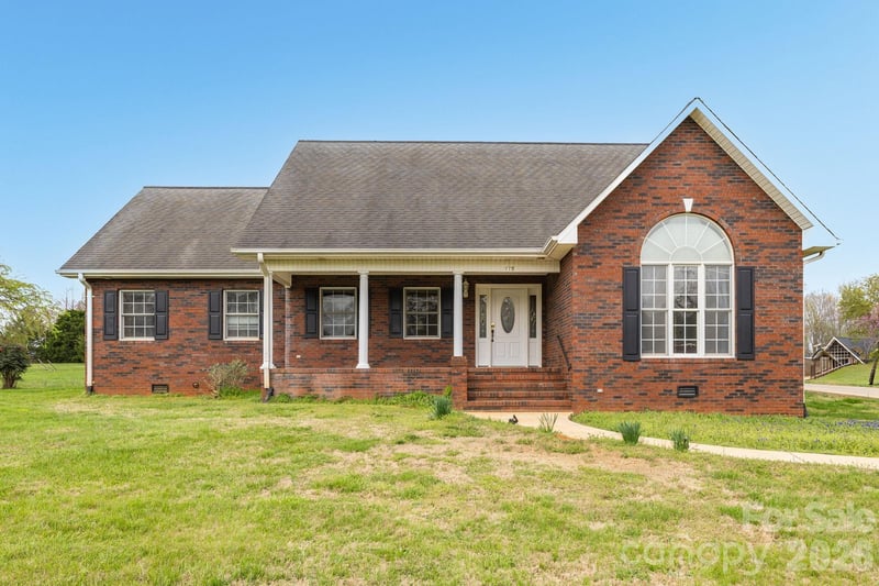 115 Emma Lane, Statesville, NC - 4 beds, 3 baths, 2,710 sqft - $535,000