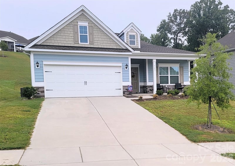 343 Ox Bow Circle, Mount Holly, NC - 3 beds, 2 baths, 1,701 sqft - $395,900