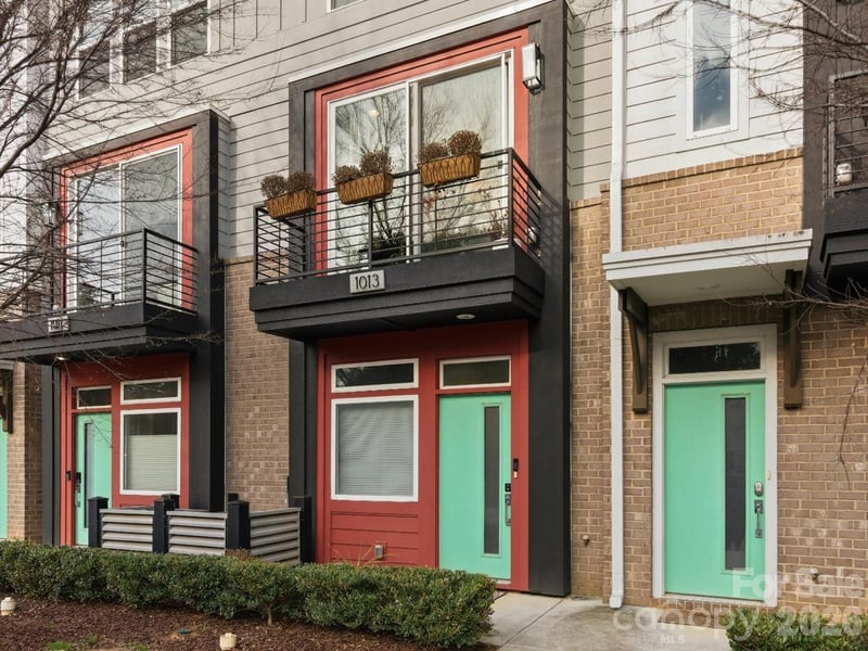 1013 E 36th Street, Charlotte, NC - 2 beds, 2.5 baths, 1,594 sqft - $499,000