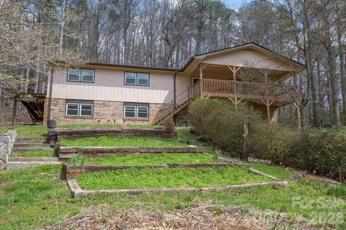 972 Harper Road, Hendersonville, NC. property listing photo
