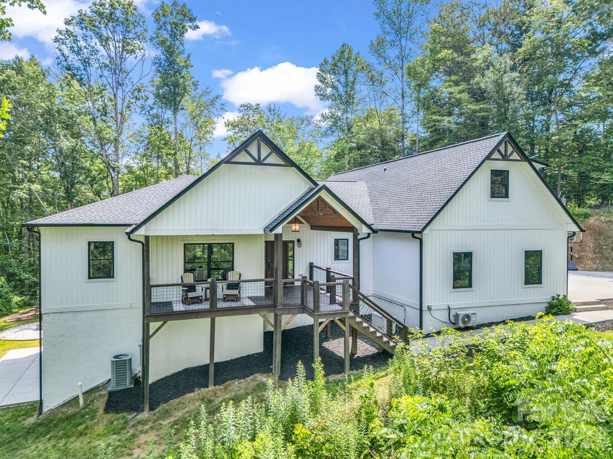 5717 Turnpike Road, Horse Shoe, NC. property listing photo
