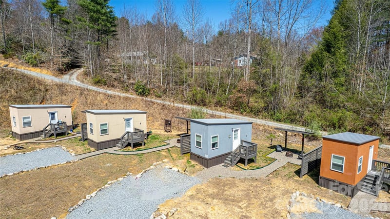 20, 30, 40, 50 Stardust Way, Brevard, NC - 4 beds, 640 sqft - $425,000