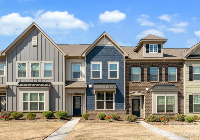 19722 Elise Caroline Alley, Davidson, NC - 3 beds, 2.5 baths, 2,016 sqft - $429,000