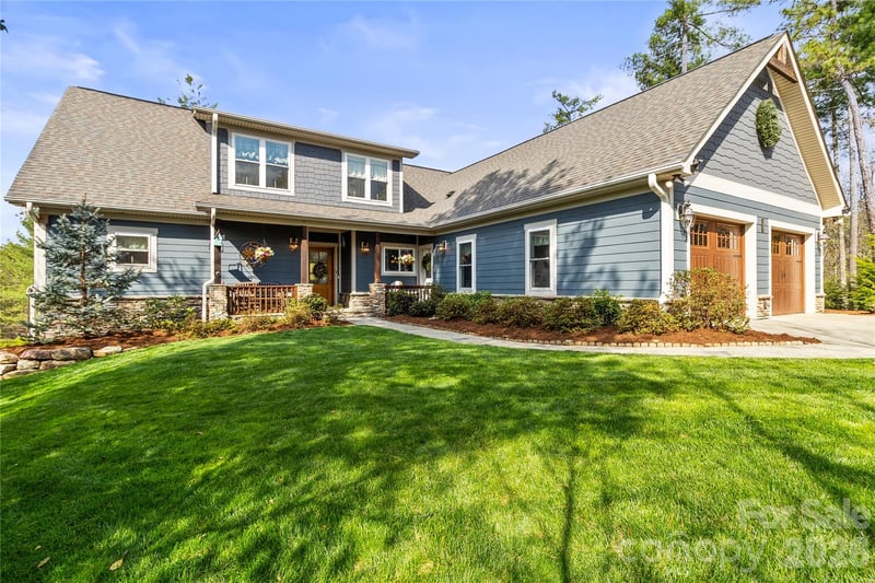 1103 River Ridge Way, Lenoir, NC - 3 beds, 2.5 baths, 2,339 sqft - $799,000