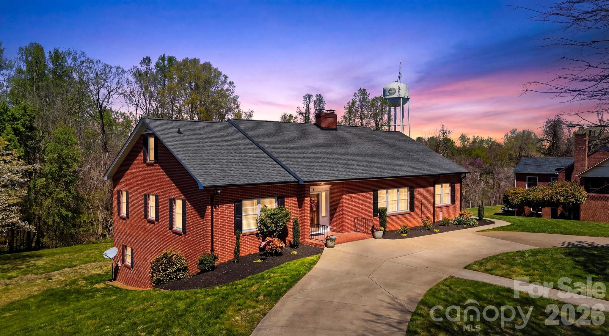 32 Falls Avenue, Granite Falls, NC. property listing photo