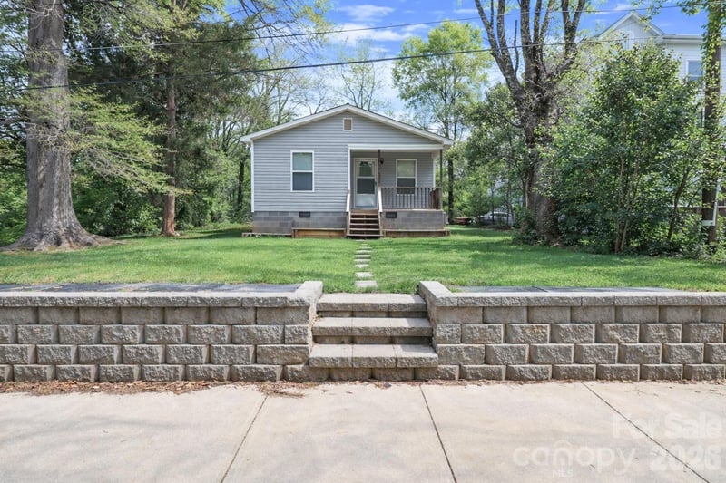 545 Gantt Street, Mooresville, NC - 3 beds, 1 bath, 1,091 sqft - $247,900