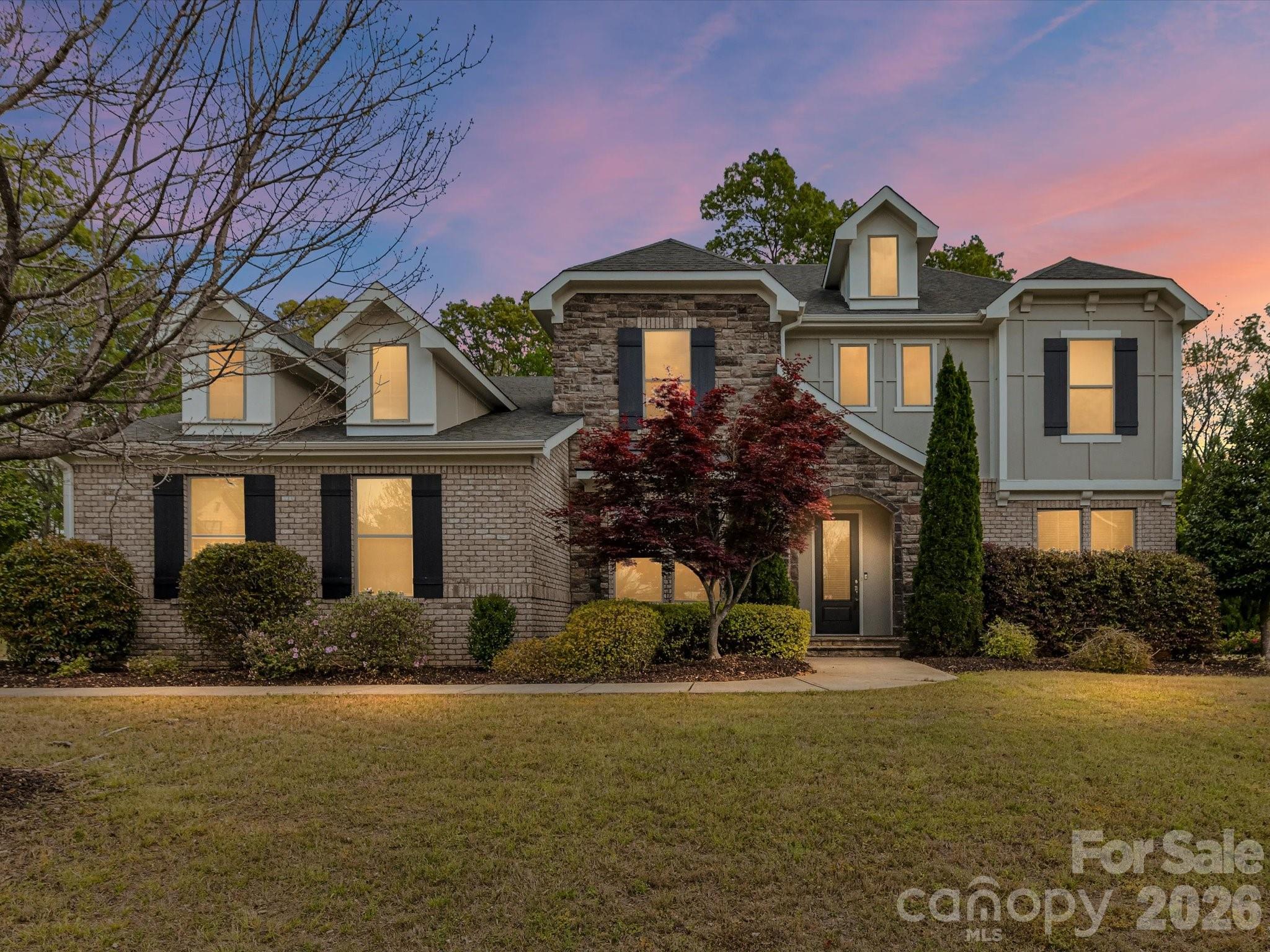 2887 Collaroy, Waxhaw, NC — property listing photo 1