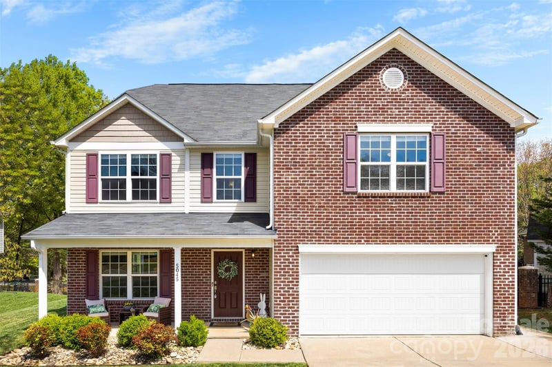 5045 Ashley Place, Bessemer City, NC - 4 beds, 3 baths, 3,422 sqft - $418,500