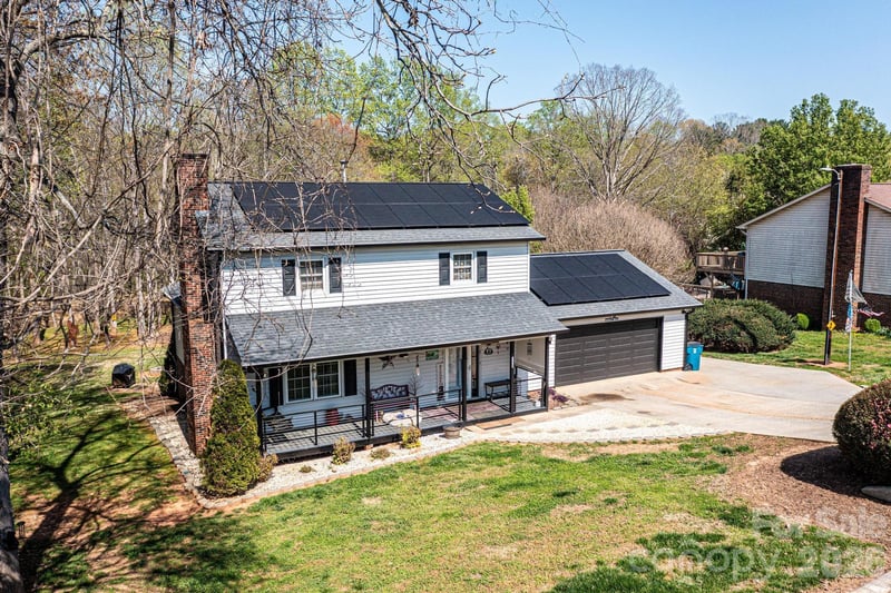 3229 15th, Conover, NC - 3 beds, 3 baths, 2,082 sqft - $369,900