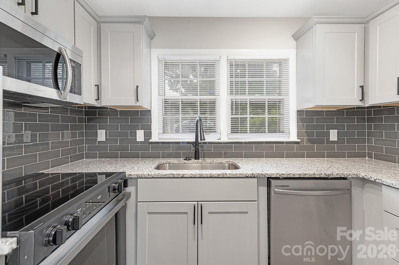 4601 Coronado Drive G, Charlotte, NC - 2 beds, 1.5 baths, 1,008 sqft - $164,900