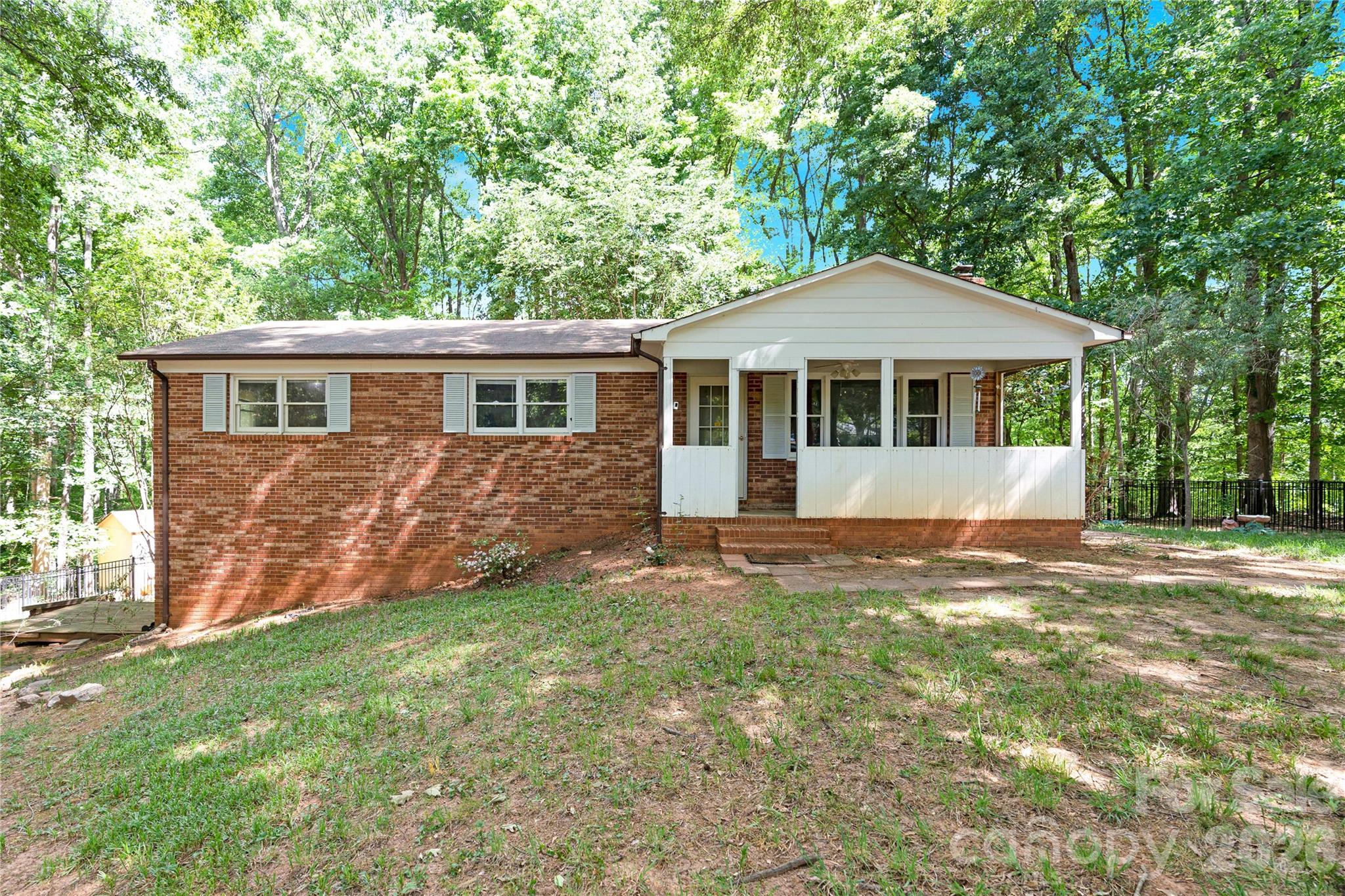 7065 Fieldcrest, Denver, NC — property listing photo 1