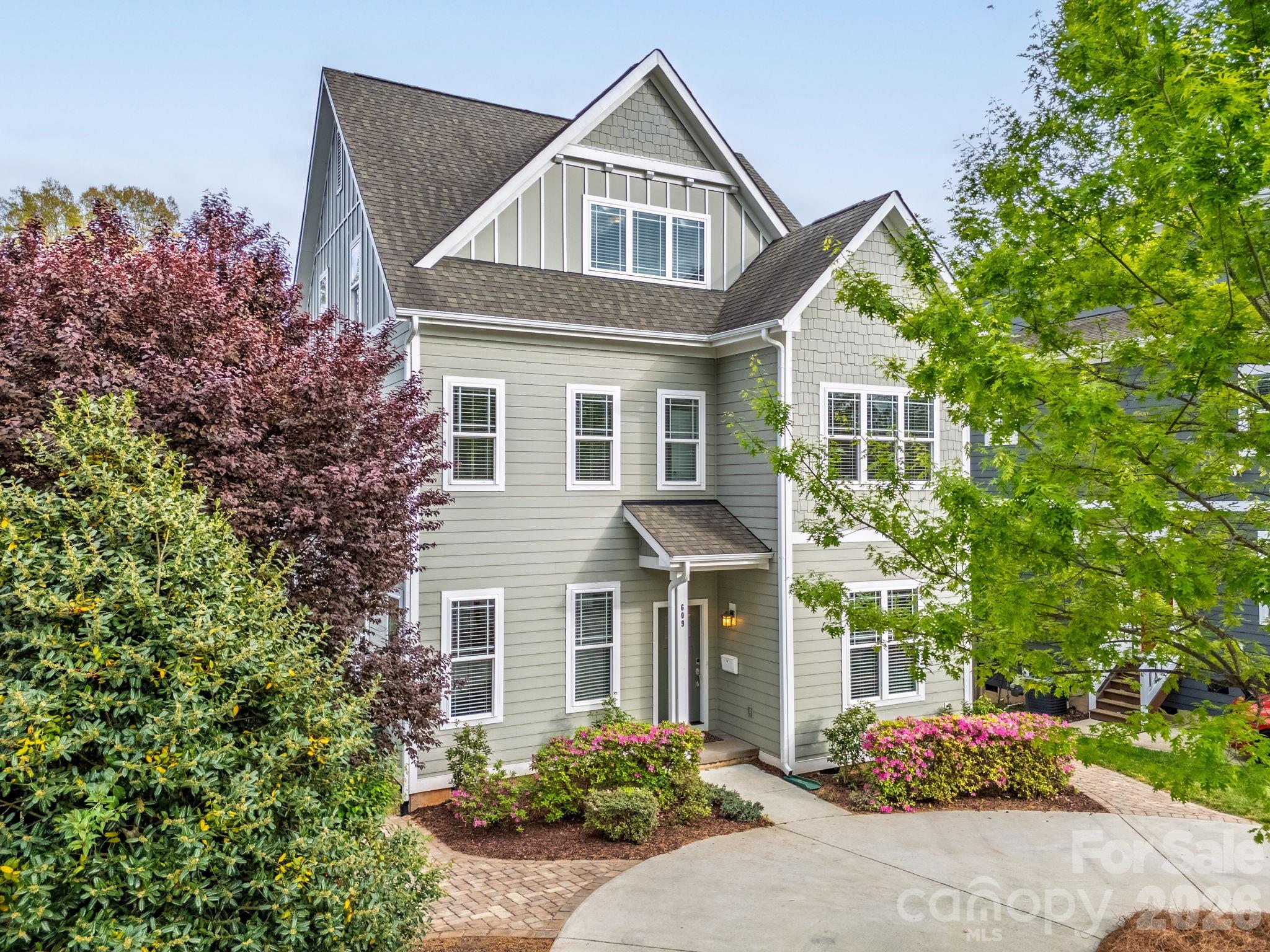 609 Welker Street, Charlotte, NC. property listing photo